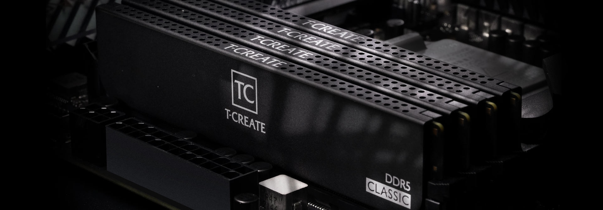 03_CLASSIC DDR5 DESKTOP MEMORY
