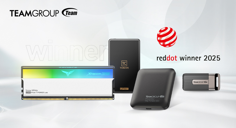 03_D700-card_800x435